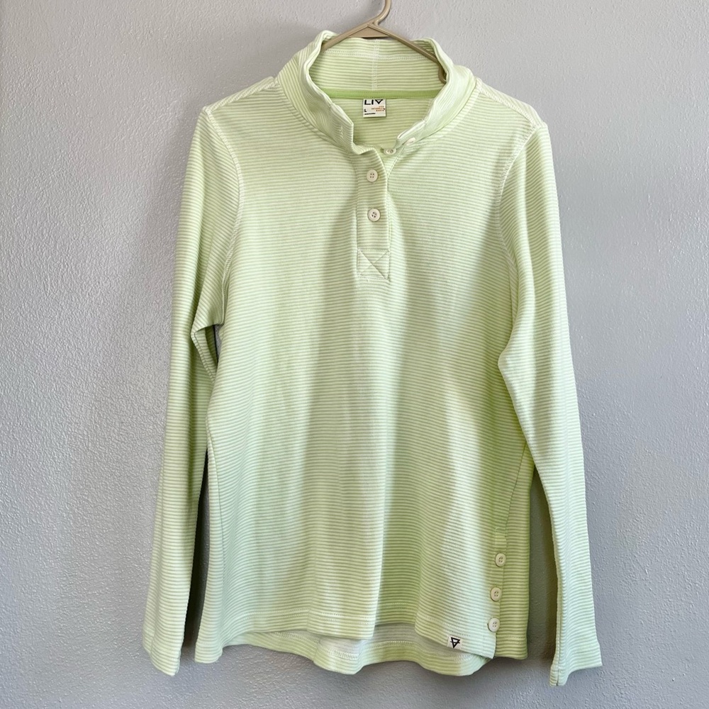 [LIV Outdoor] Green and White Striped Long Sleeve Shirt- Large